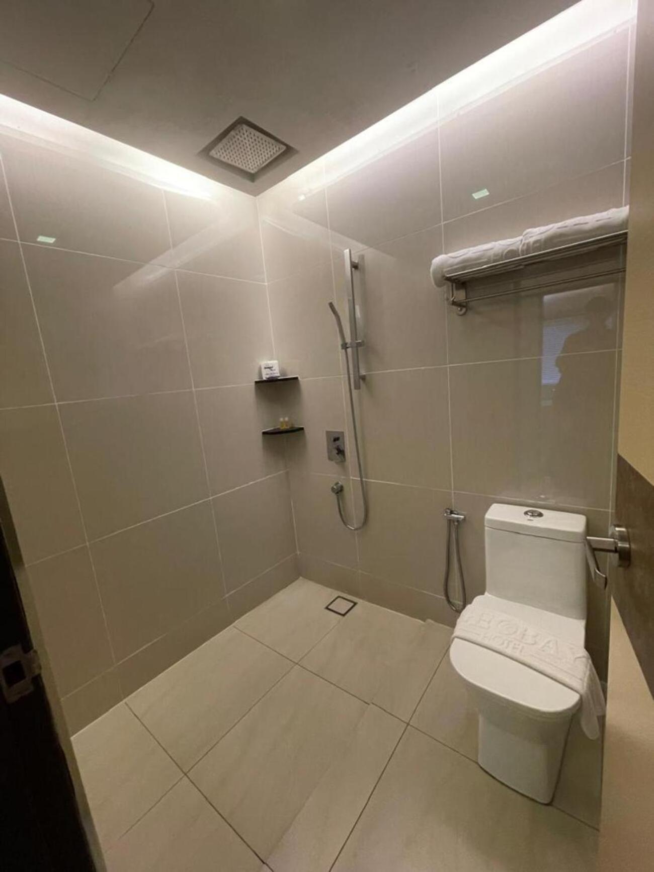 Geobay Hotel Johor Bahru Bagian luar foto