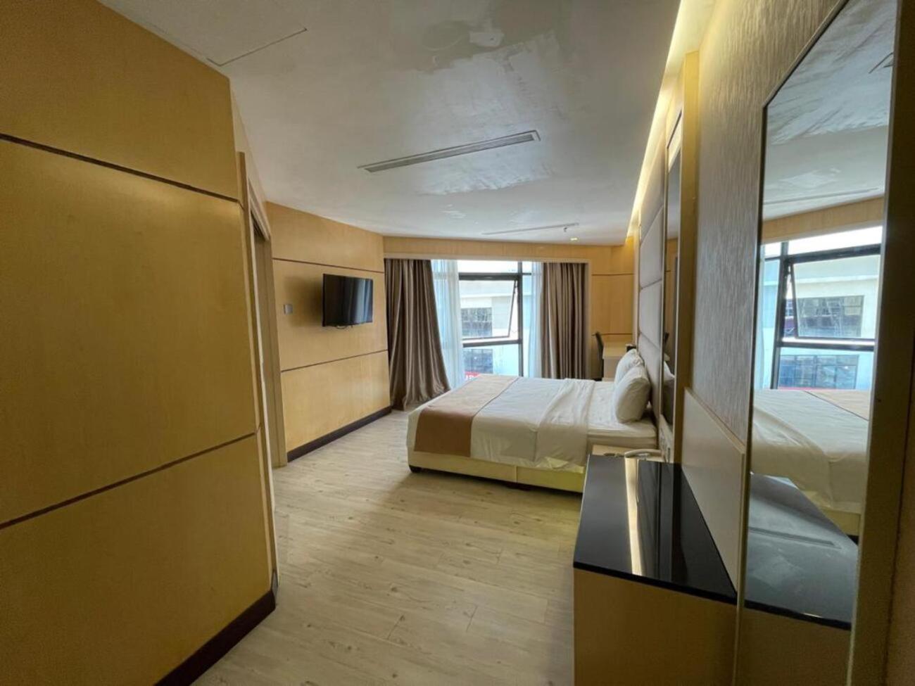 Geobay Hotel Johor Bahru Bagian luar foto