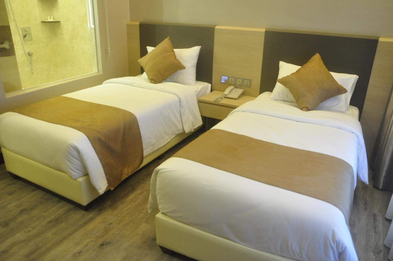Geobay Hotel Johor Bahru Bagian luar foto