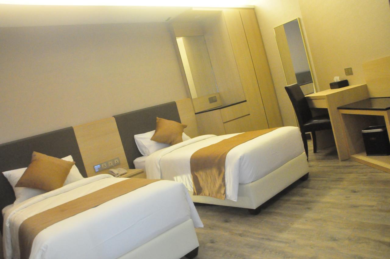 Geobay Hotel Johor Bahru Bagian luar foto
