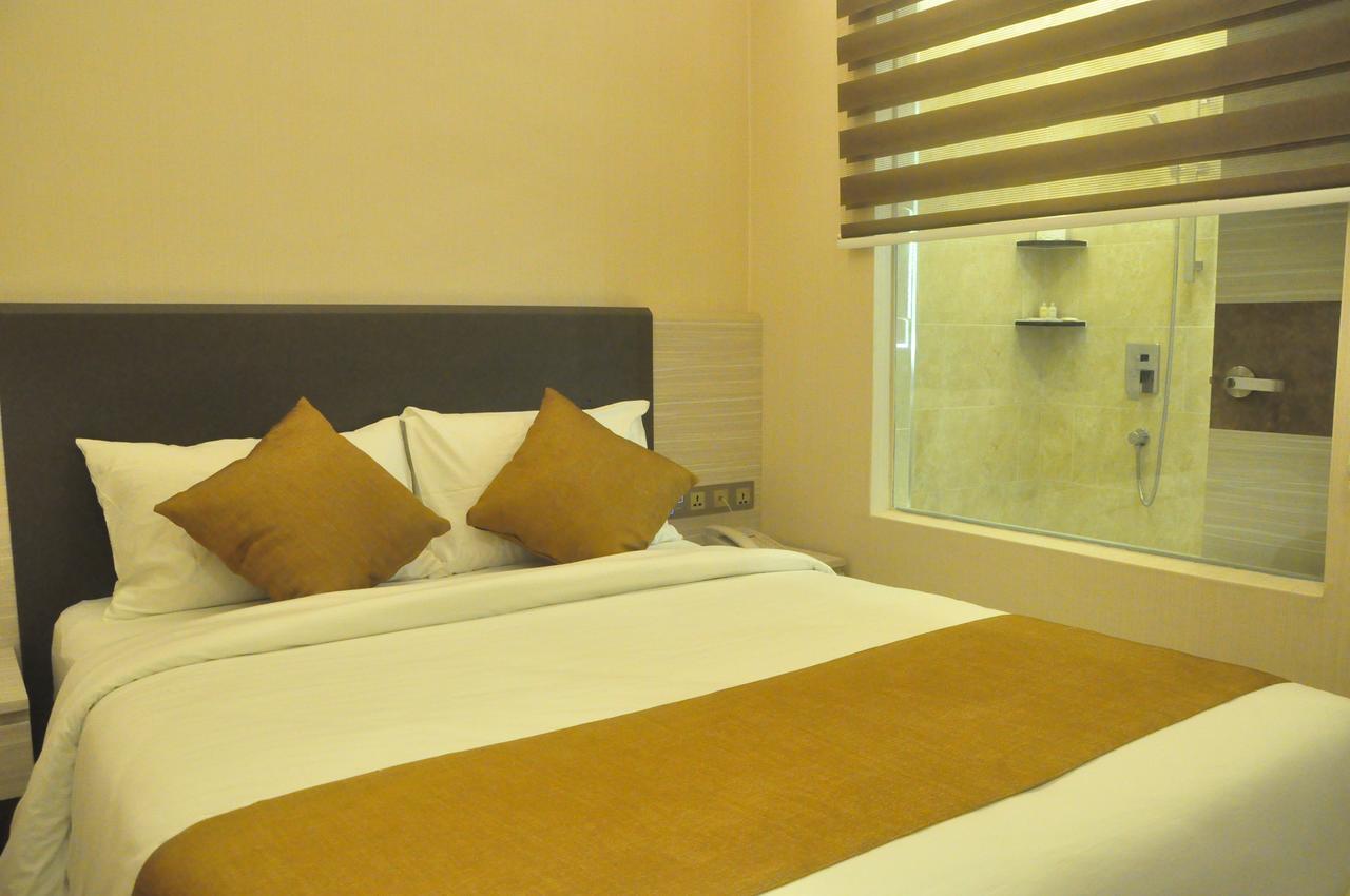 Geobay Hotel Johor Bahru Bagian luar foto